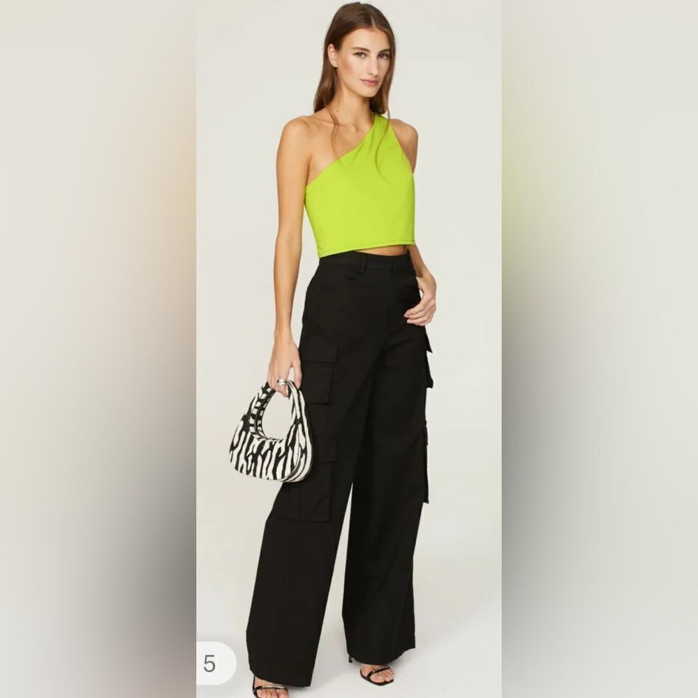 AFRIM Dash Strappy Crop Top Size XL